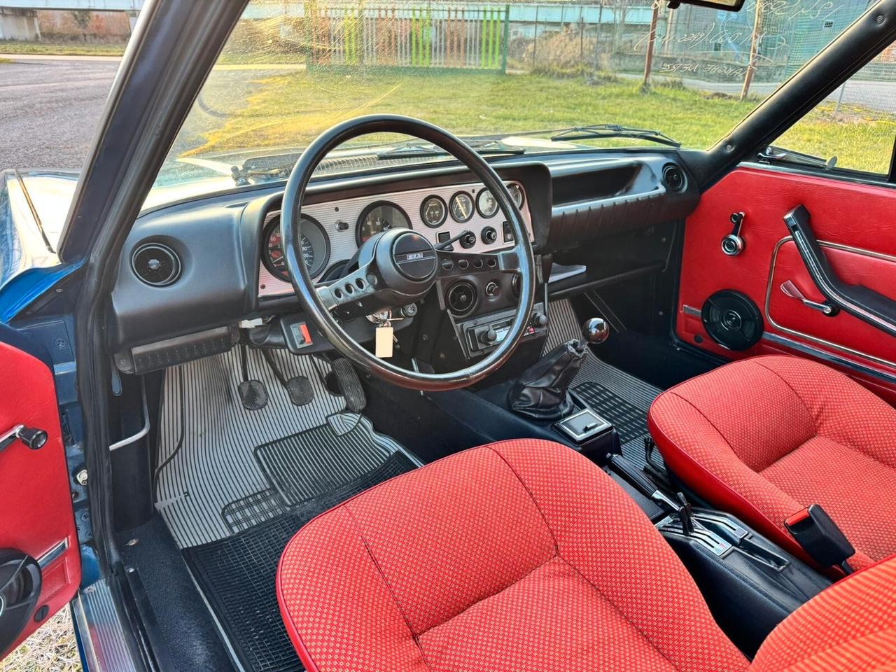 Fiat 124 Sport Coupe 1.8