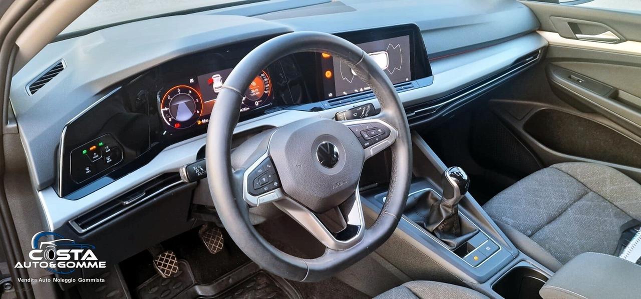 volkswagen Golf VIII 2020 2.0 tdi 115cv ok Neopatentati
