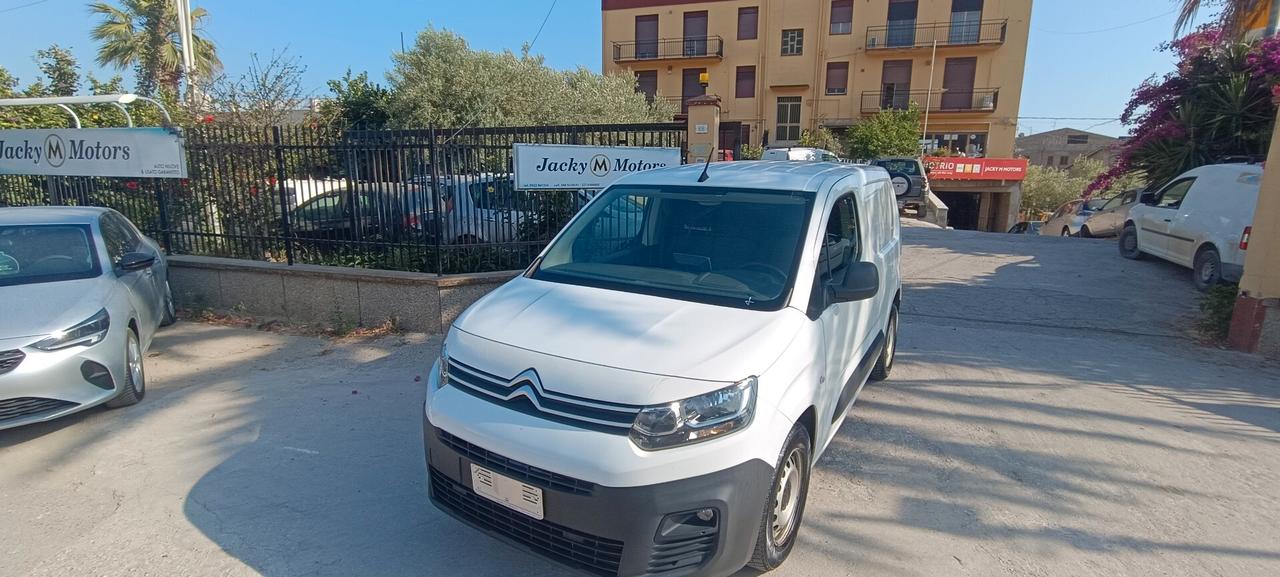 Citroen Berlingo BlueHDi 100 M Shine