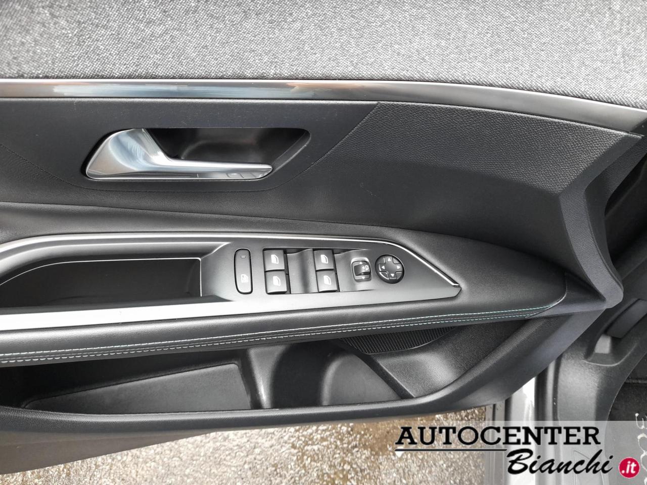 Peugeot 3008 3008 1.2 puretech t Allure s&s 130cv eat8