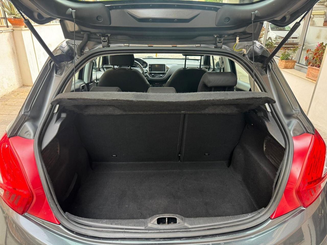 PEUGEOT 208 1.2 VTi 82CV 5 porte Active GPL