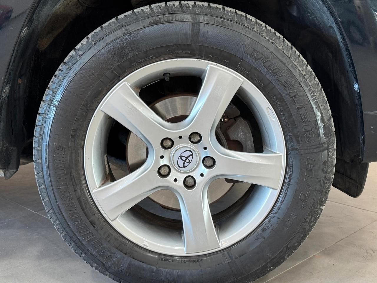 Toyota RAV 4 RAV4 2.2 D-4D 4WD Lounge