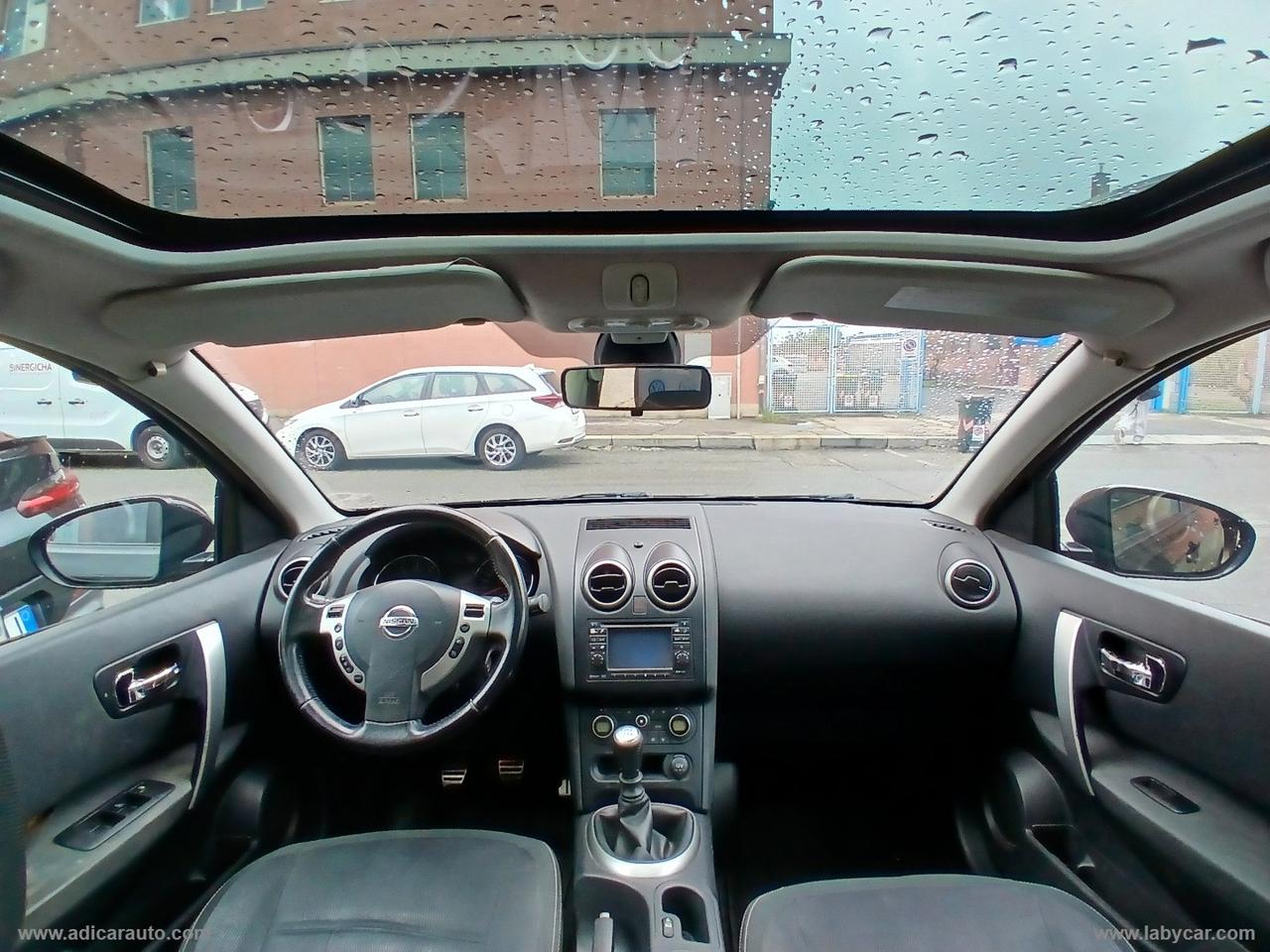 NISSAN Qashqai 2.0 dCi DPF Tekna