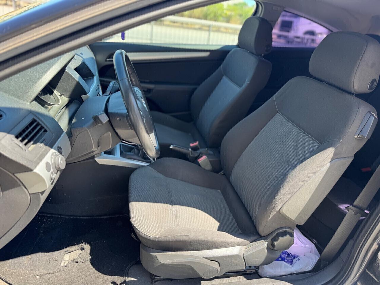 Opel Astra GTC 1.7 CDTI 110CV ecoFLEX 3P. 2009