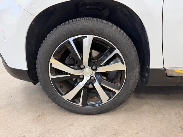 Peugeot 2008 BlueHDi 120 S&S Allure