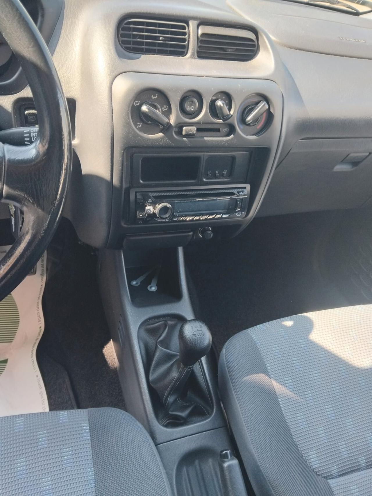 Daihatsu Terios 1.3i 16V cat 4WD SX 4X4 KM 79.600 ORIGINALI