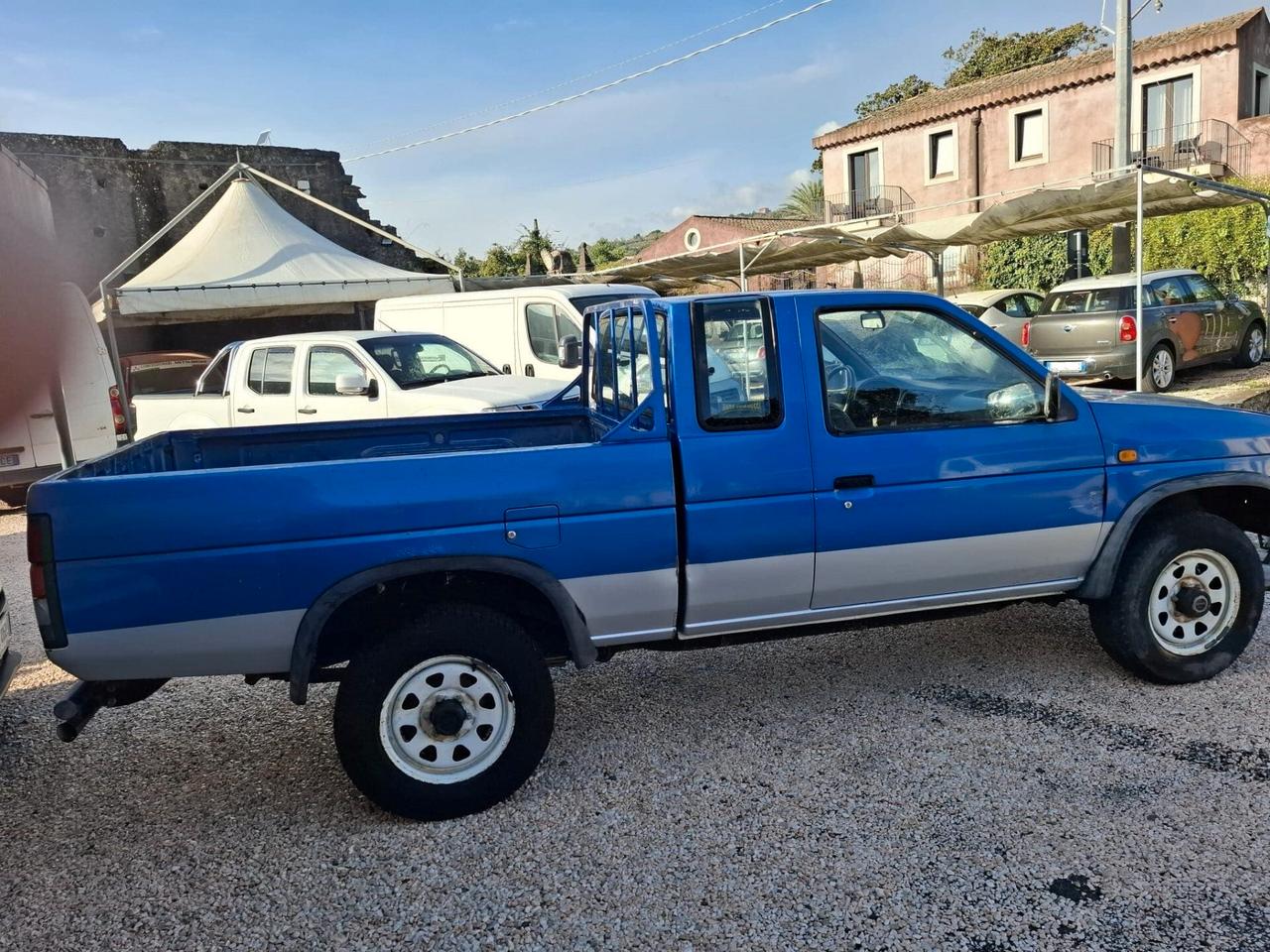 Nissan Pick Up Pick-up 2.5 TD 2 porte King Cab
