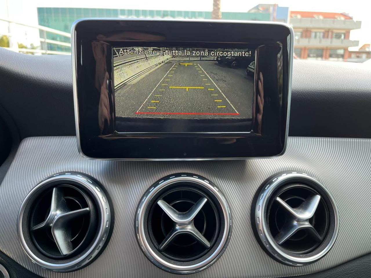 Mercedes-benz GLA 180 d Sport