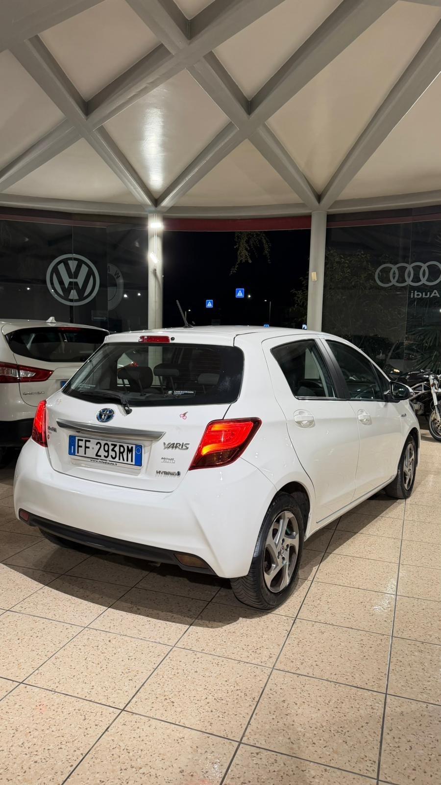 Toyota Yaris 1.5 Hybrid 5 porte Active
