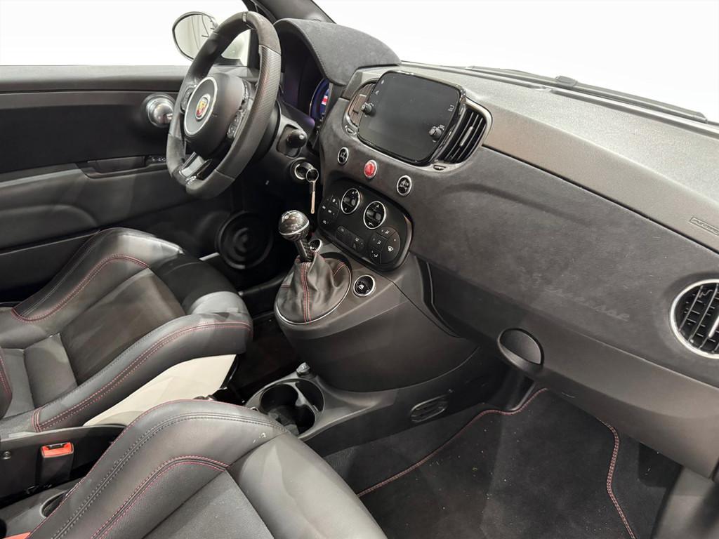 Abarth 500 - 695 1.4 t-jet 70th 180cv