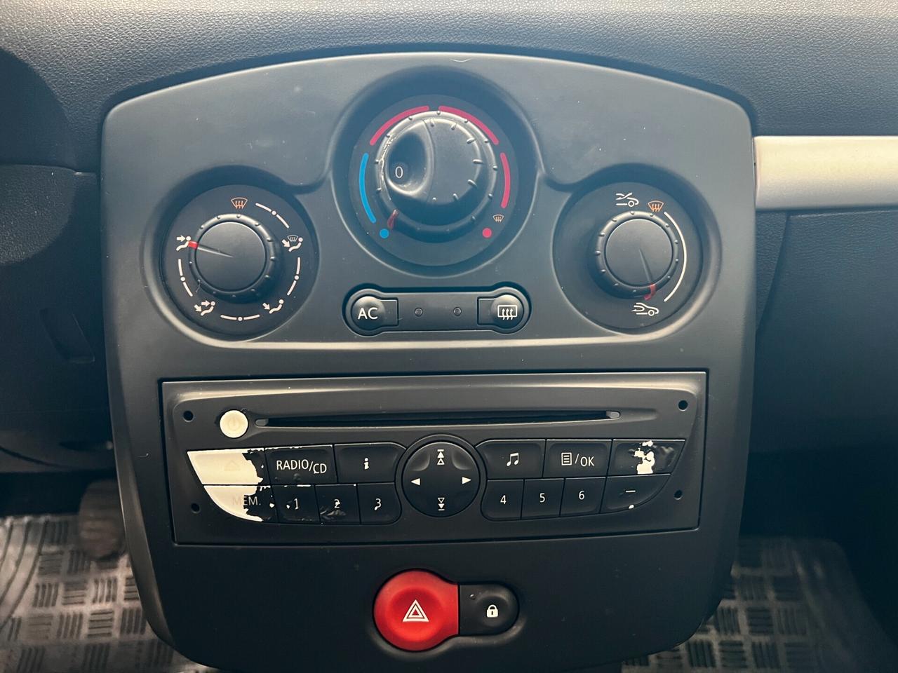 Renault Clio 1.2 16V 5 porte GPL Dynamique