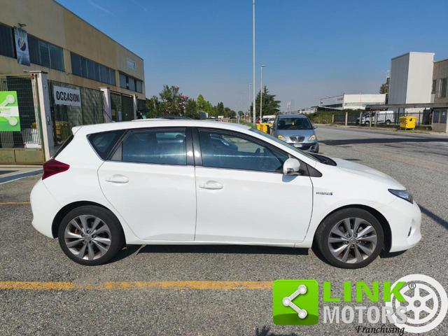 TOYOTA Auris 1.8 Hybrid Lounge