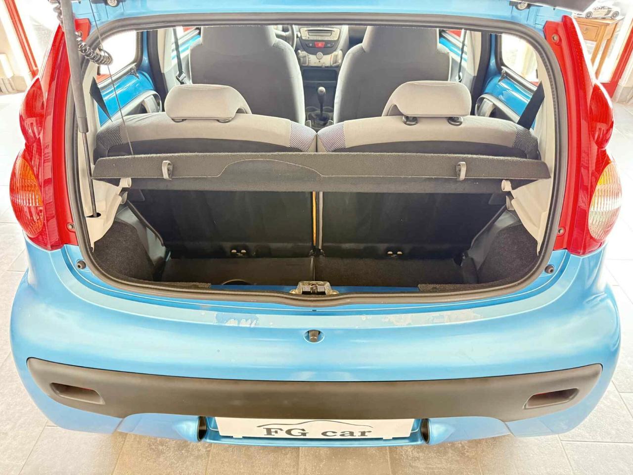 Peugeot 107 1.0 5 porte 68CV NEOPATENTATI