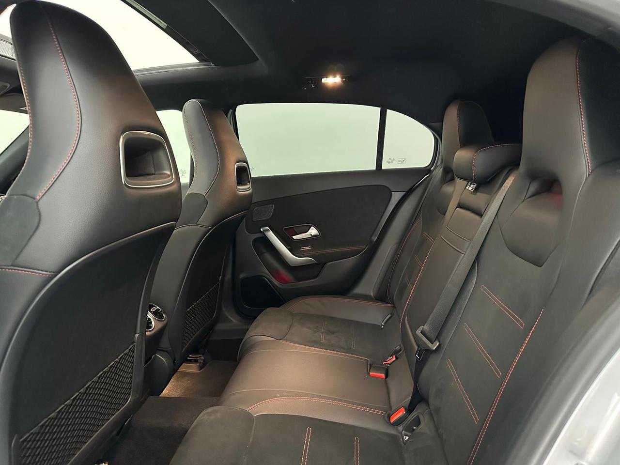 MERECEDES CLASSE A 180 PREMIUM TETTO/LUCI AMBIENTE/360