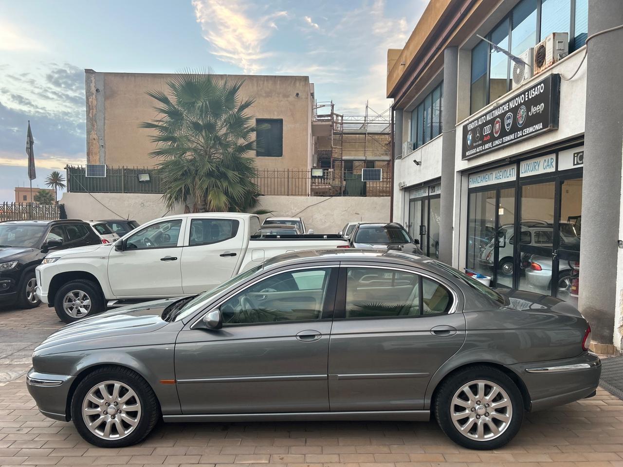 Jaguar X-Type 2.5 V6 24V cat Executive