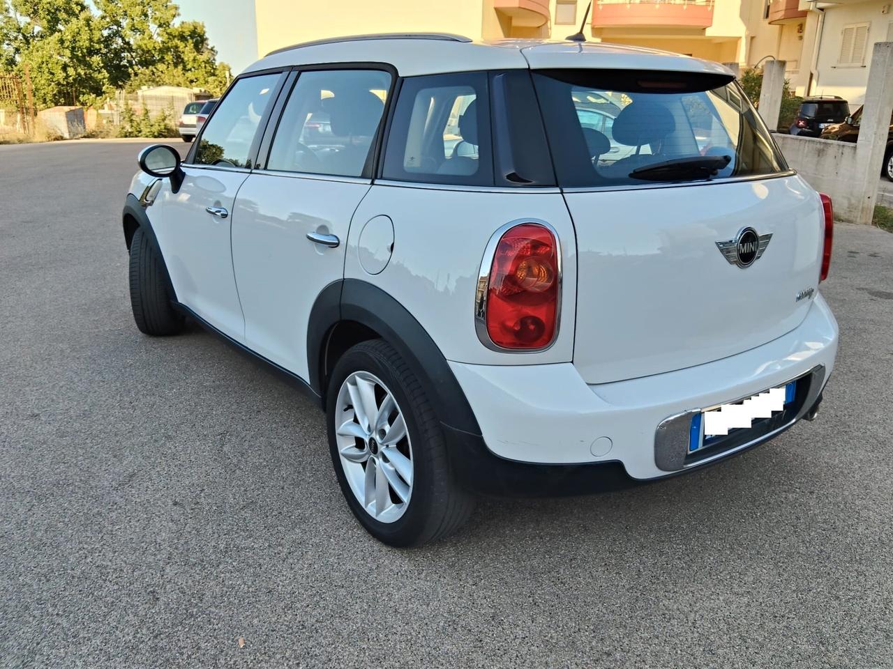 Mini Cooper D Countryman 1.6 111 cv