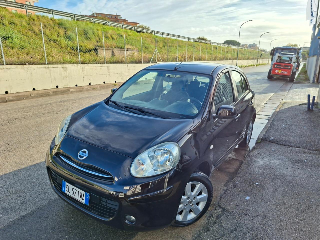 Nissan Micra 1.2 12V 5 porte Tekna