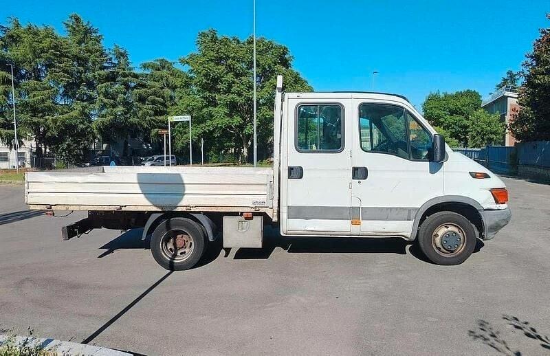 Iveco daily 7 POSTI 2.8JTD Patente B