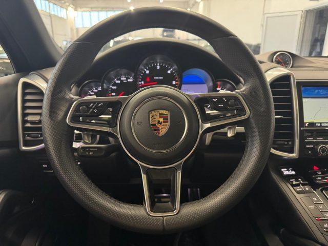 PORSCHE Cayenne 3.0 Diesel //TETTO//SPORT CHRNO//21