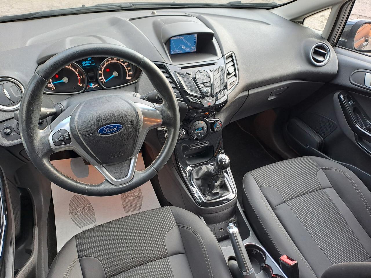 Ford Fiesta 1.2 60CV 5 porte Titanium