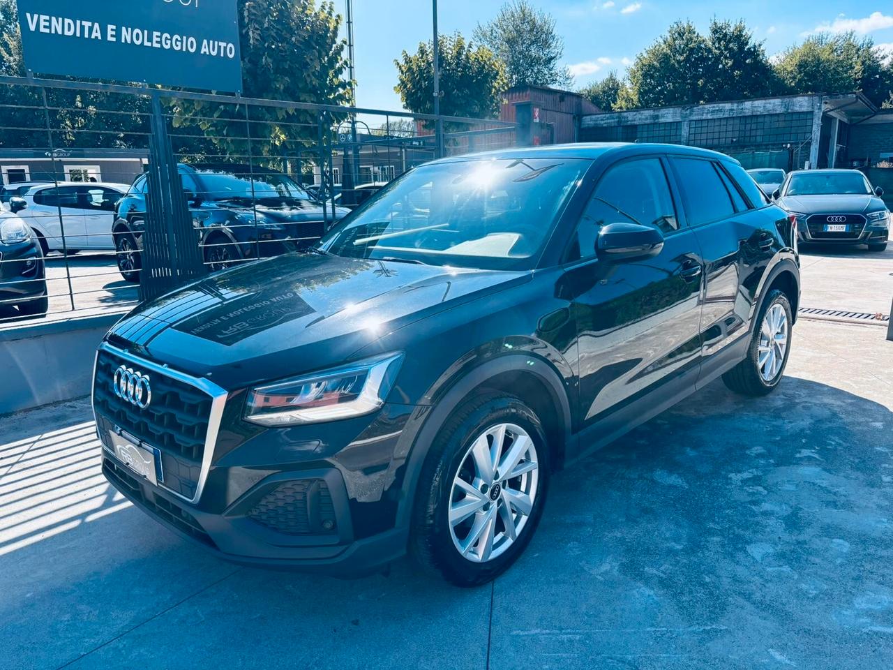 Audi Q2 30 TDI S tronic Identity Black