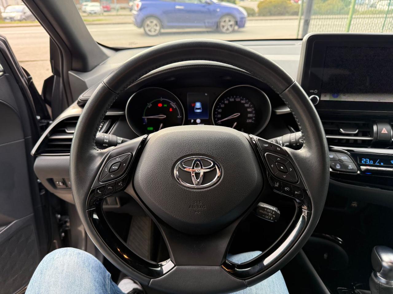 TOYOTA C-HR 1.8 Hybrid E-CVT Lounge