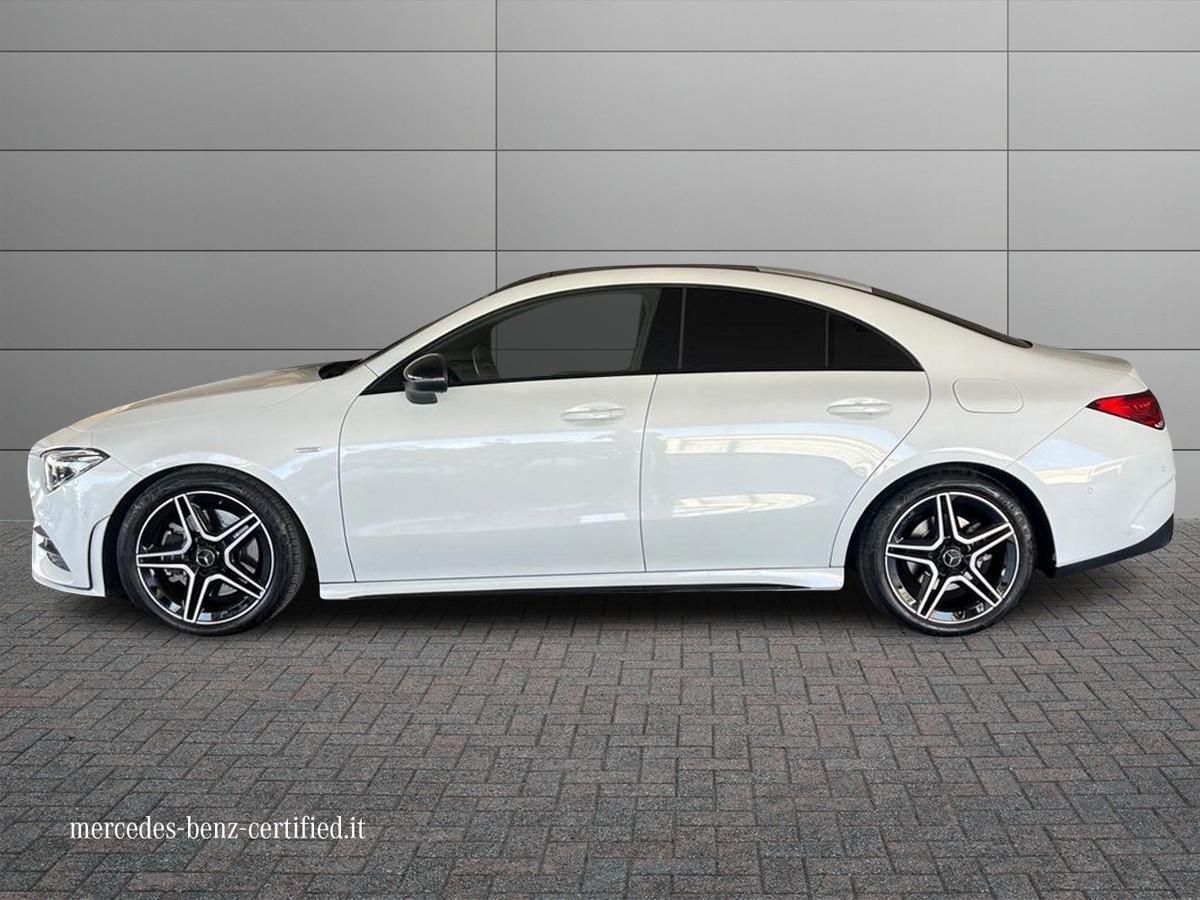 Mercedes-Benz CLA Coupe 200 d Premium auto