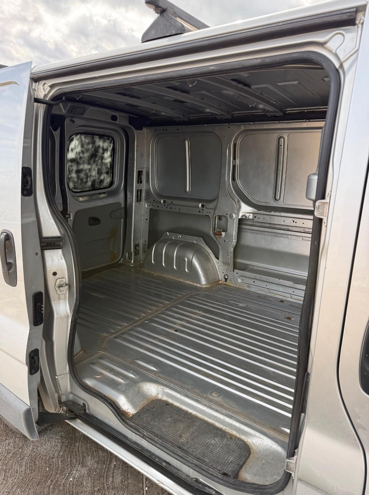 Opel Vivaro 27 2.0 CDTI PC-TN Furgone Vetrato