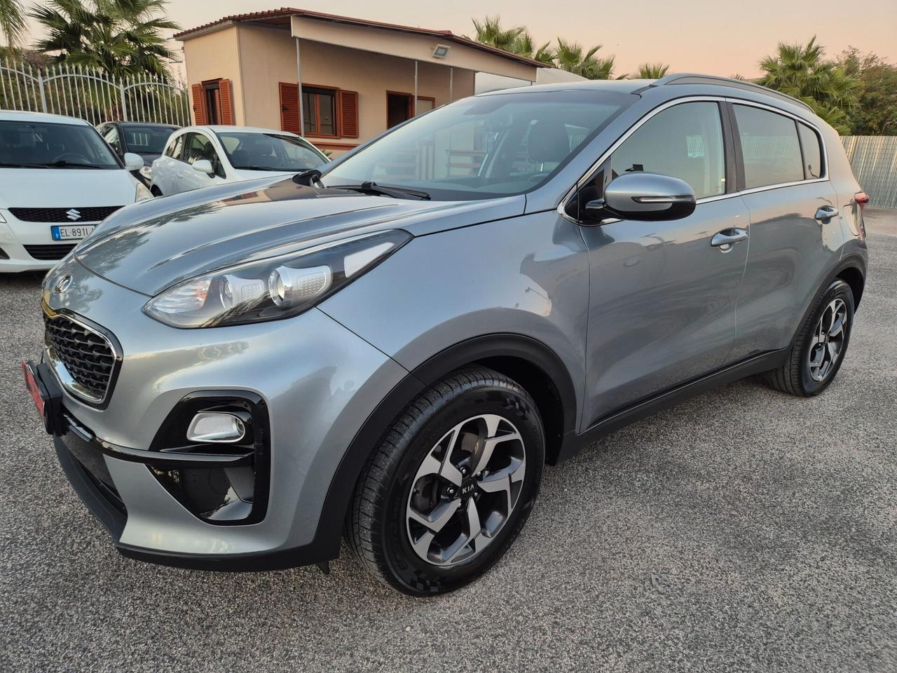 Kia SPORTAGE 1.6 CRDI 136 CV AUTOMATICA RESTAYLING NUOVA FULL 2019