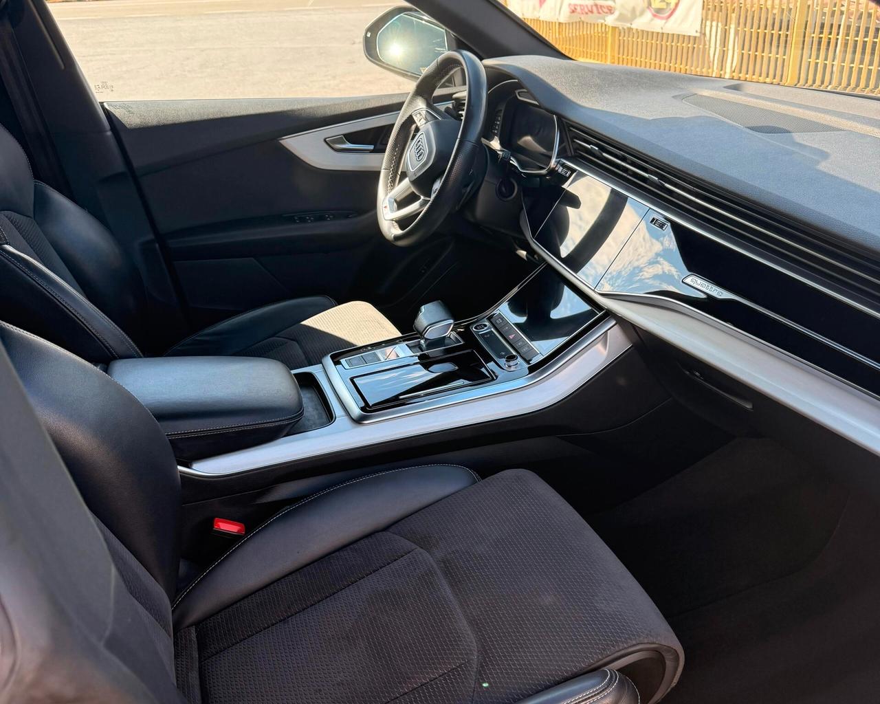 Audi Q8 50 3.0 TDI 286 CV quattro S Line Identity Black