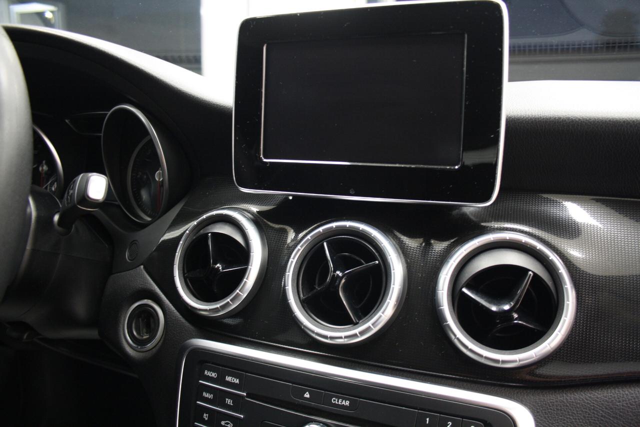 MERCEDES CLA 200 SHOOTIN BRAKE 136CV