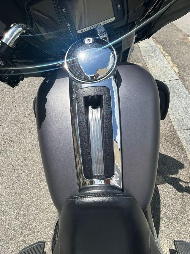 HARLEY-DAVIDSON FLHTK Electra Glide Ultra Limited FLHTKL