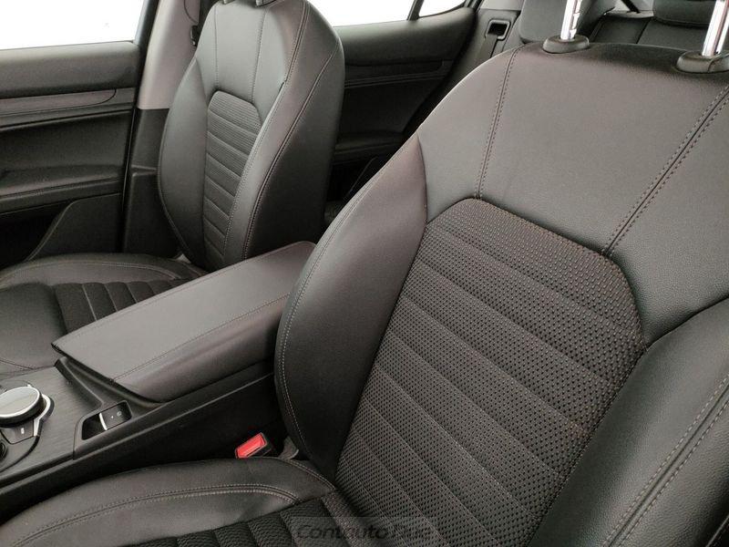 Alfa Romeo Stelvio 2.2 Turbodiesel 210 CV AT8 Q4 Super