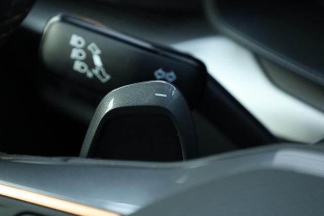 CUPRA Leon 1.5 eTSI 150 CV DSG