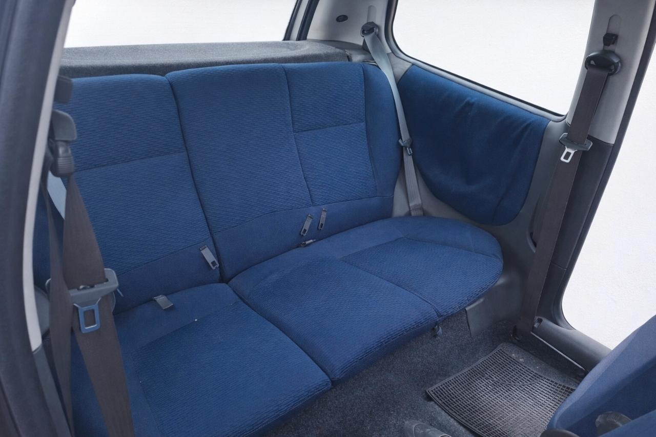 Fiat Punto 1.2i cat 3 porte ELX CLIMA NEOPAT 116.000KM UNICOPROPIETARIO