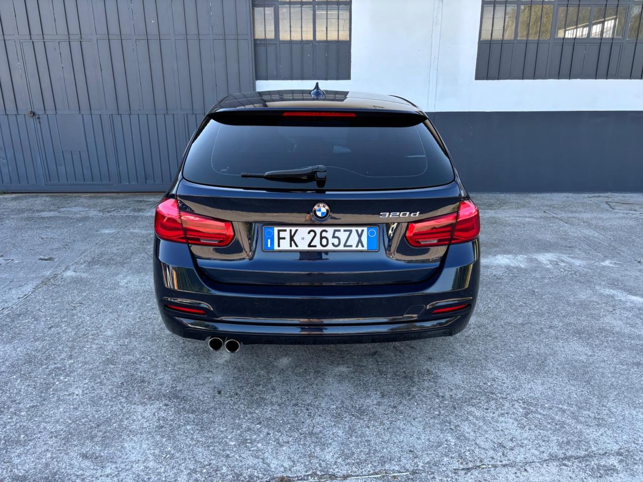 Bmw 320d Touring Business Advantage. Garanzia