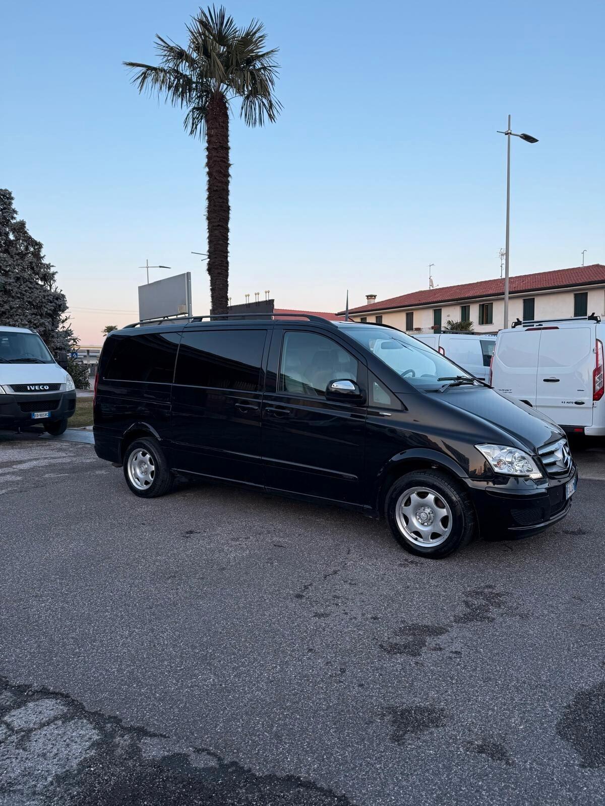 Mercedes-benz Viano 2.2 CDI 7 / 8 POSTI AUTOMATICO