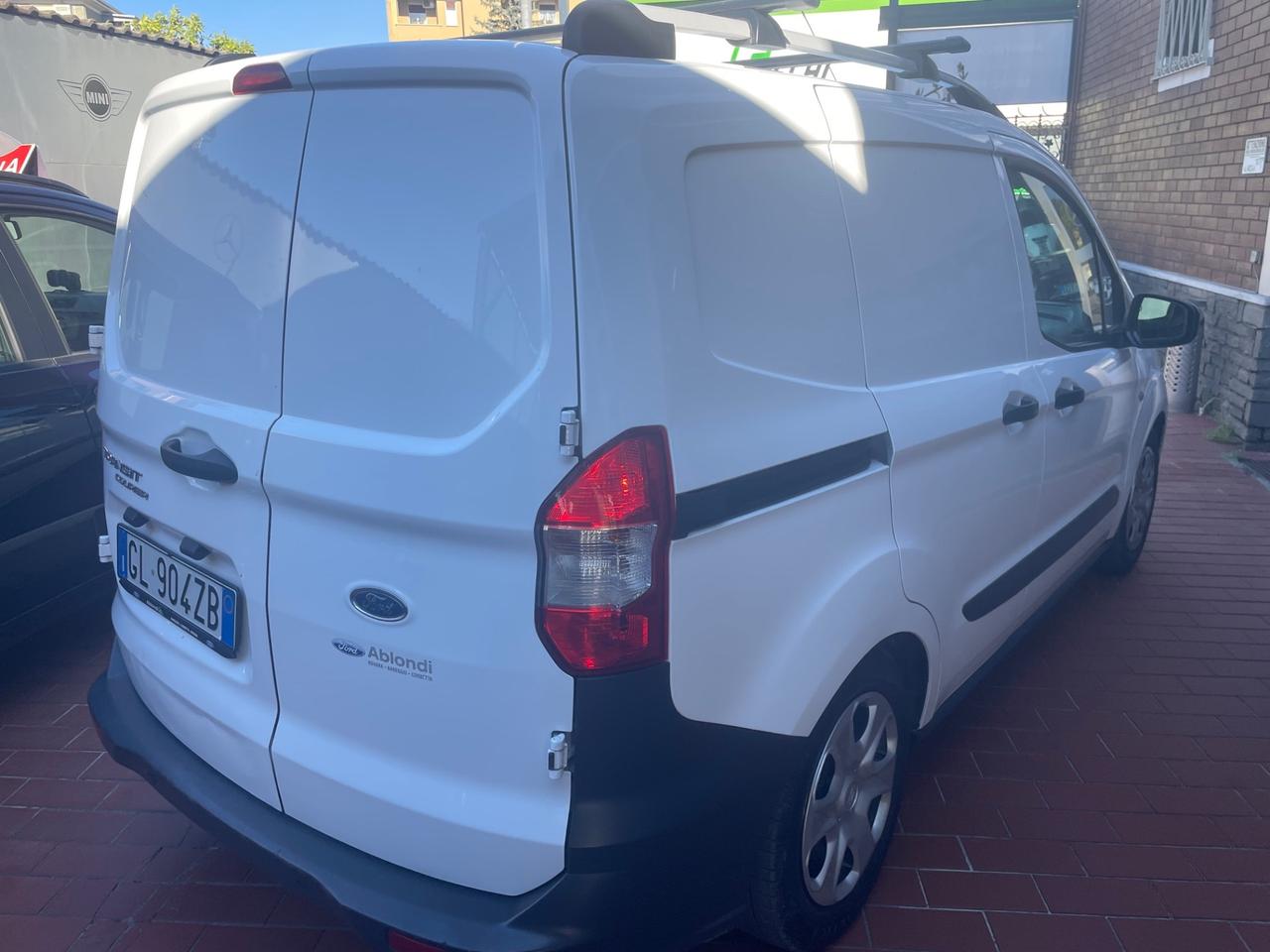Ford Transit Courier 1.5 TDCi 75CV Van Trend