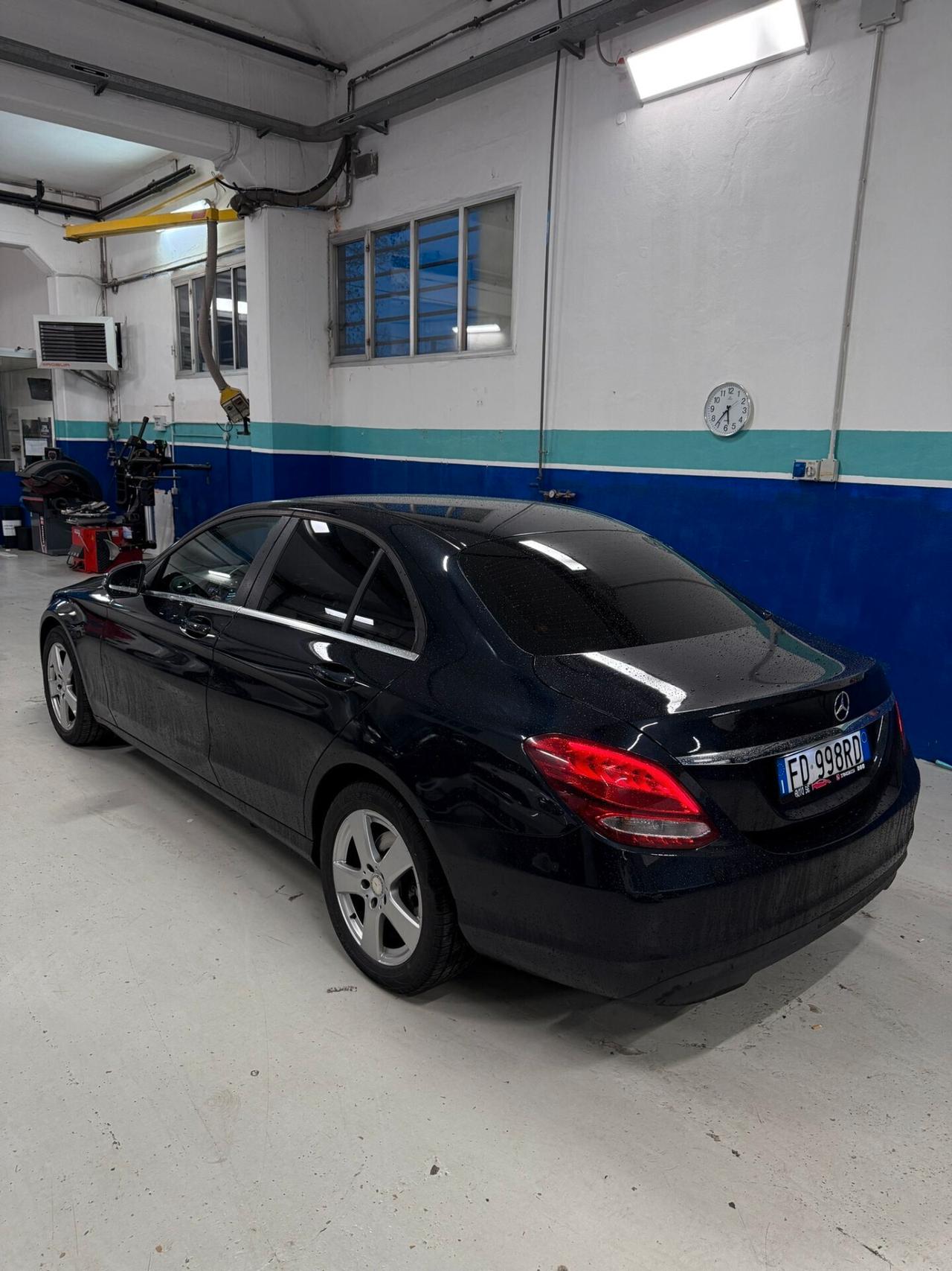 Mercedes-benz C 180 d Premium