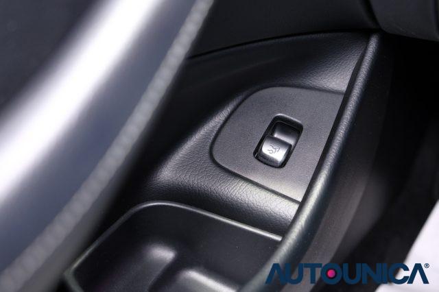 MERCEDES-BENZ E 220 D S.W. AUTOMATICA PREMIUM PLUS OPACA