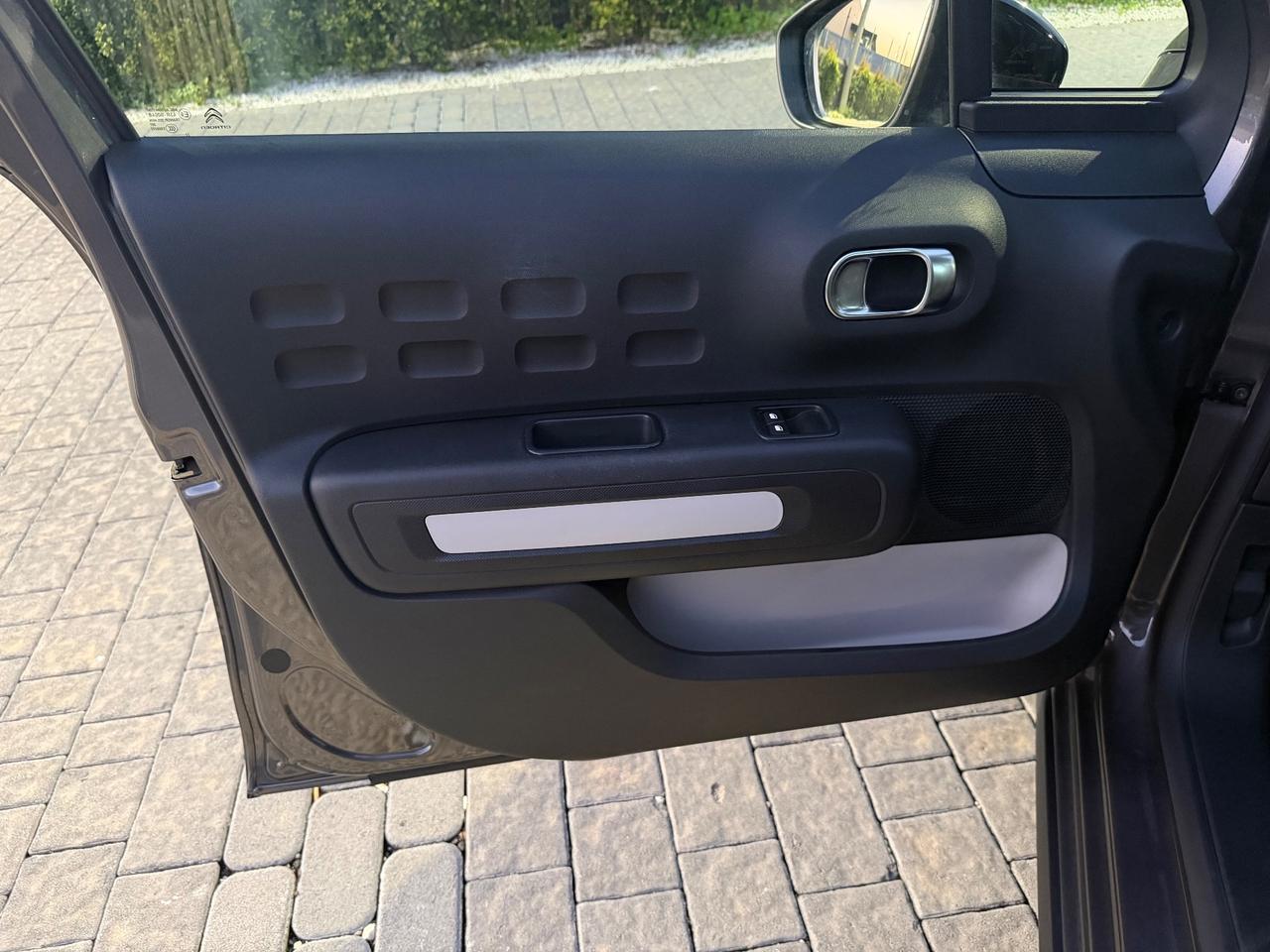 Citroen C3 BlueHDi 100 S&S C-Series