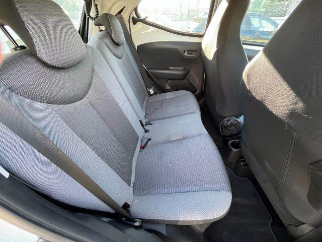 TOYOTA Aygo Connect 1.0 VVT-i 72 CV x-play MMT PREZZO REALE!