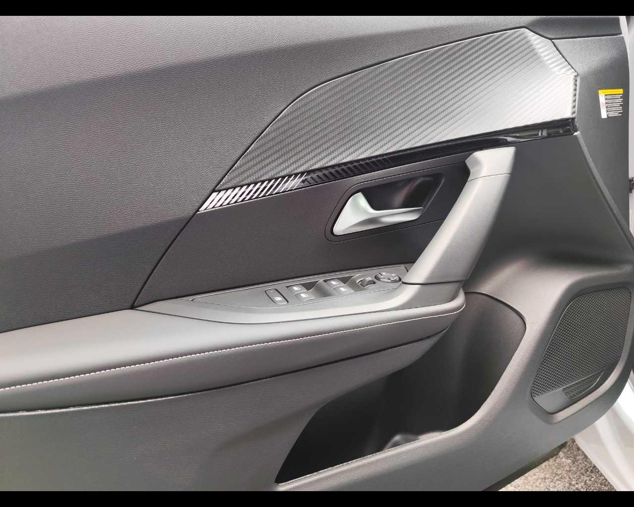 PEUGEOT NUOVO 2008 Allure PureTech 130 EAT8 S&S