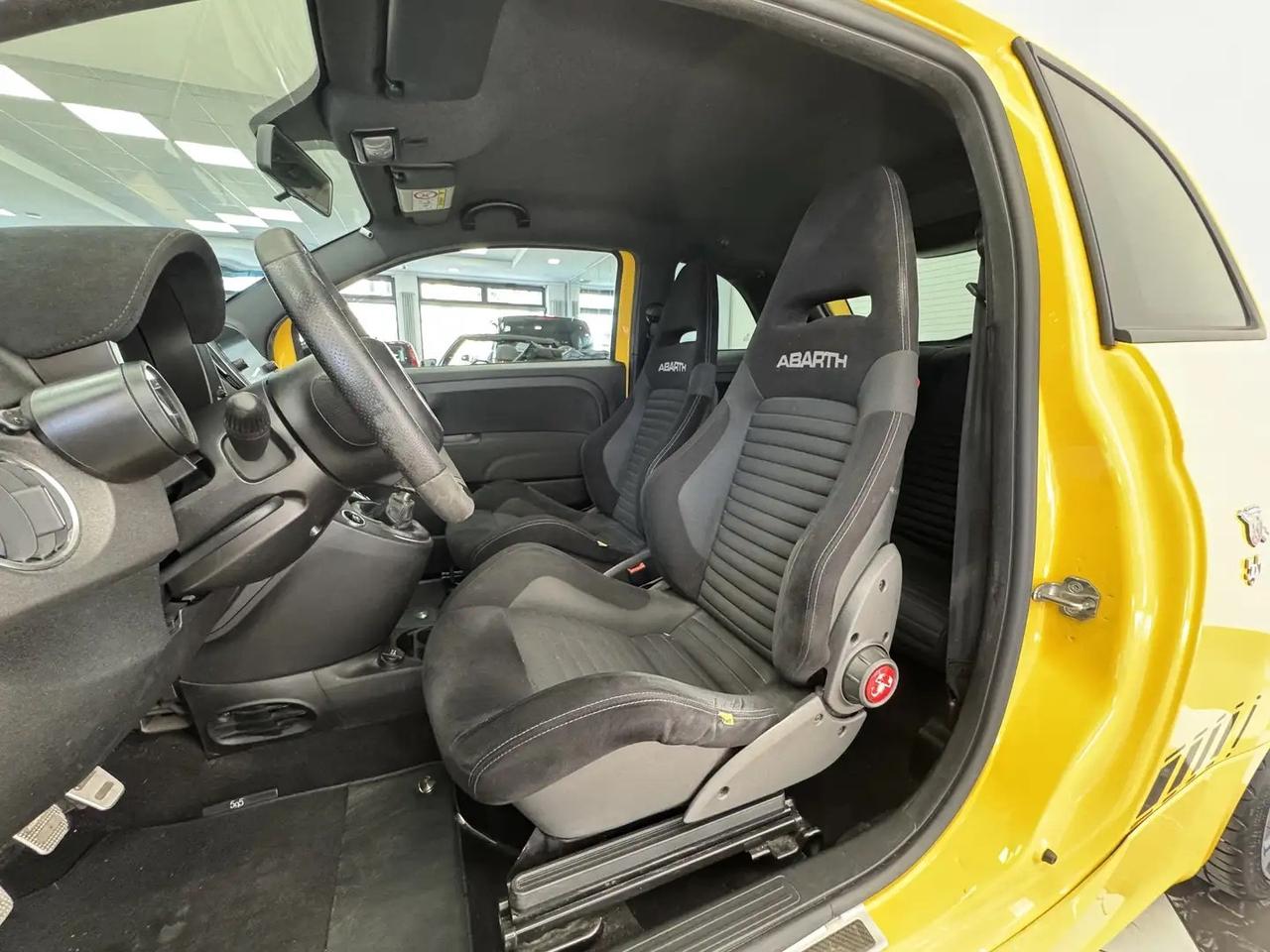 Abarth 595 1.4 Turbo T-Jet 180 CV Competizione