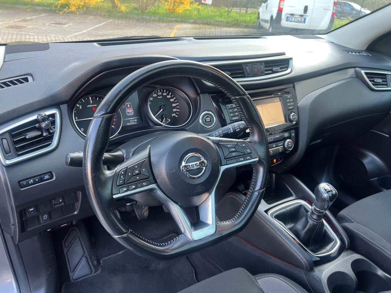 Nissan Qashqai 1.5 dCi N-Connecta