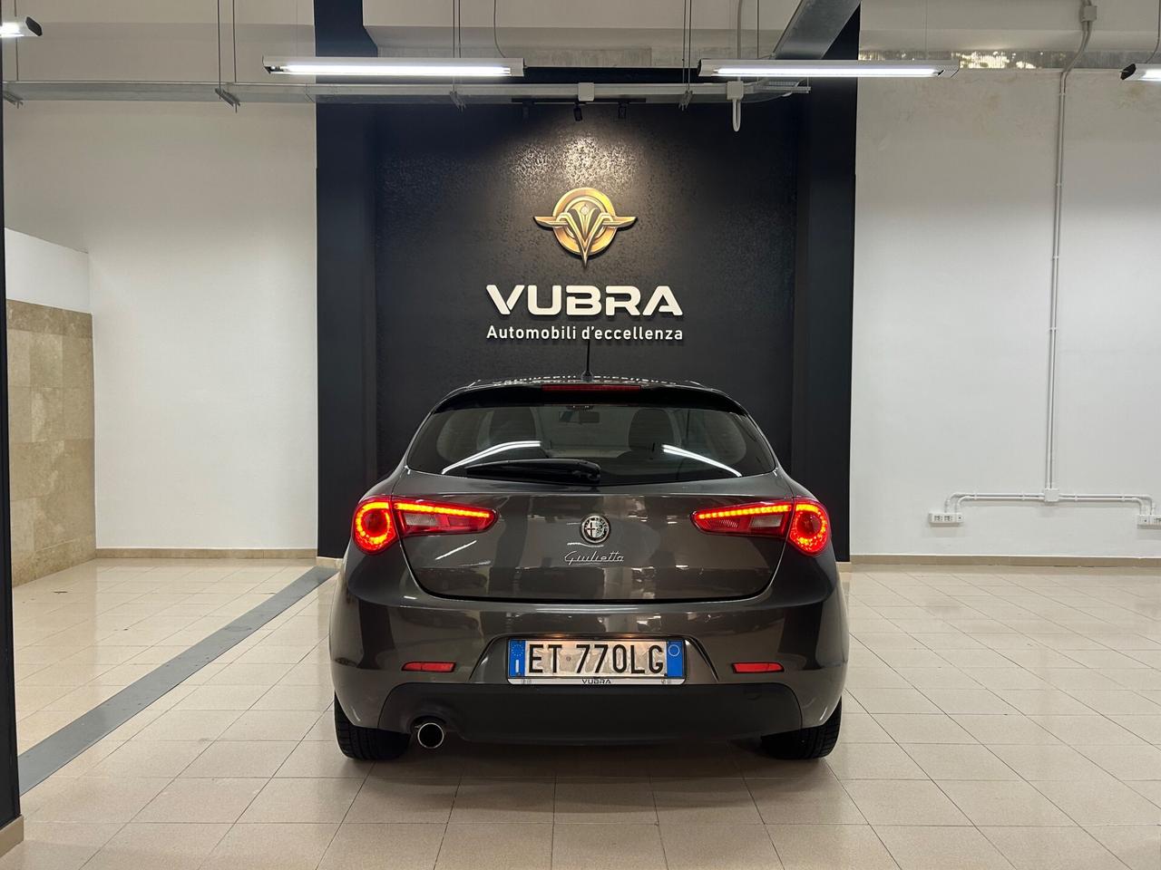 Alfa Romeo Giulietta 1.6 JTDm-2 105 CV Distinctive