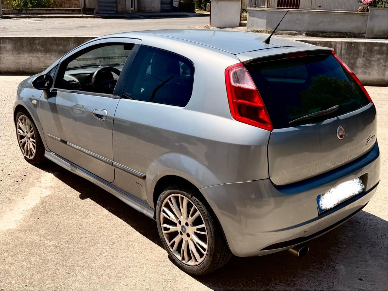Fiat Grande Punto 1.9 MJT 130 CV 3 porte Sport