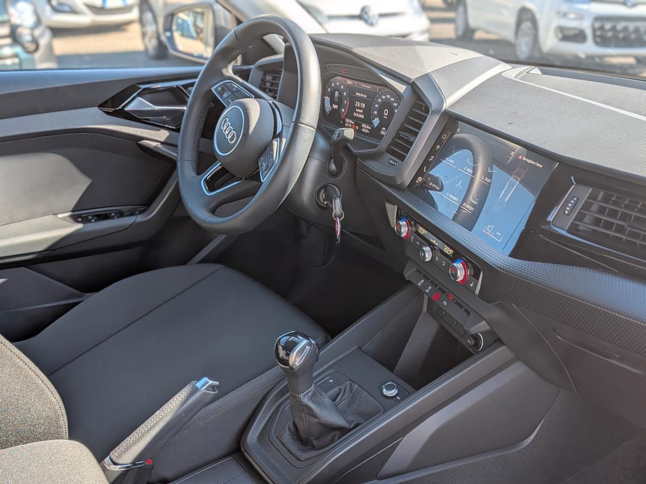 Audi A1 allstreet 30 TFSI Business
