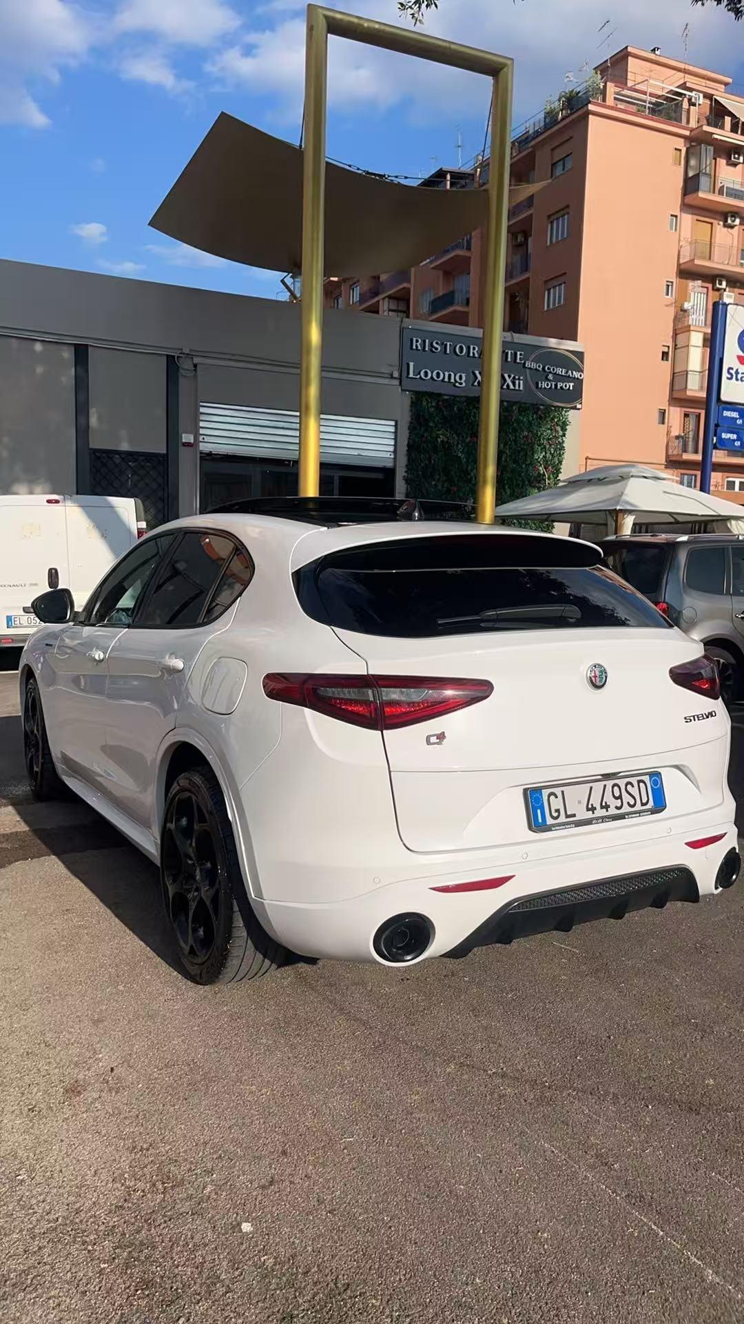 Alfa Romeo Stelvio 2.2 Turbodiesel 210 CV AT8 Q4 Veloce