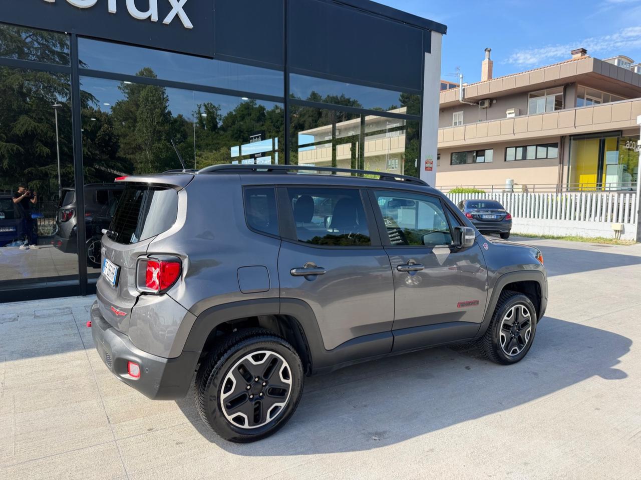 Jeep Renegade 2.0 Mjt 170CV 4WD Active Drive Low Trailhawk